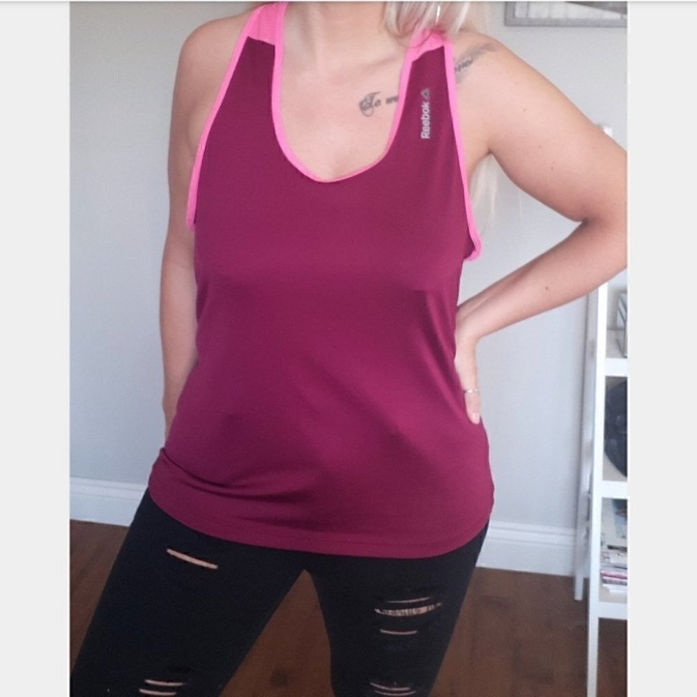 π
Ίreebok NEON PINK & CRANBERRY TANK TOP